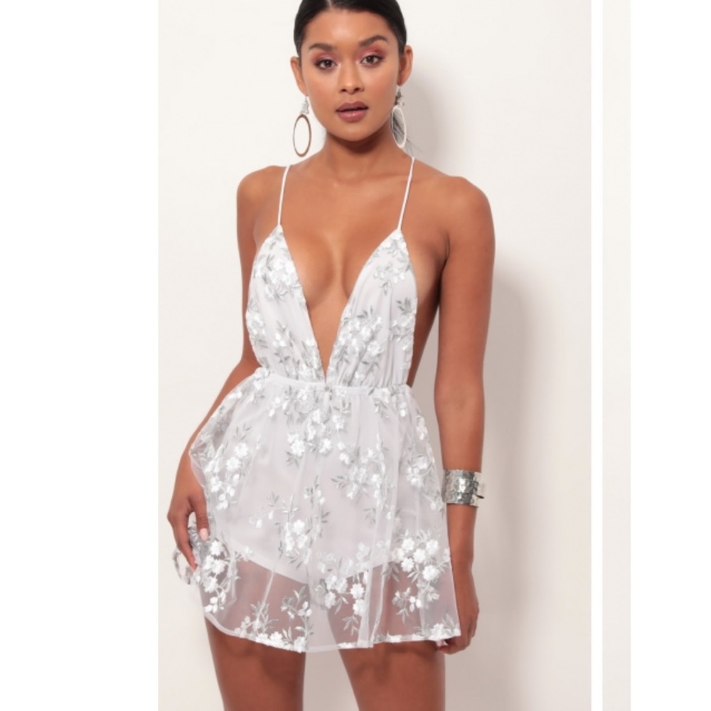 White daisies mesh romper